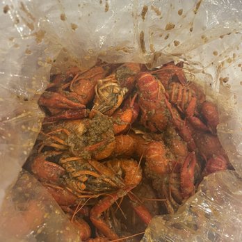 Cajun King Aiea - 3 lbs crawfish, one dozen sausage in cajun garlic butter sauce, mild spice. - Seafood Near Me - Aiea, Hawaii Cajun King Aiea - 3 lbs crawfish, one dozen sausage in cajun garlic butter sauce, mild spice. - Seafood Near Me - Aiea, Hawaii