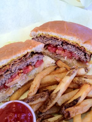 BUD’S BURGERS - 372 Photos & 938 Reviews - 3849 Sonoma Blvd, Vallejo