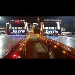 Jan's Towing