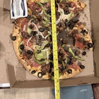 Pizza Guys - Ordered a medium sized pizza but received a small. M size should be 12" not 10" - Pizza Near Me - Santa Fe Springs, California Pizza Guys - Ordered a medium sized pizza but received a small. M size should be 12" not 10" - Pizza Near Me - Santa Fe Springs, California