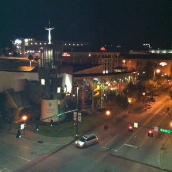 Hampton Inn & Suites Chattanooga/Downtown - View from the room - Hotels Near Me - Chattanooga, Tennessee Hampton Inn & Suites Chattanooga/Downtown - View from the room - Hotels Near Me - Chattanooga, Tennessee