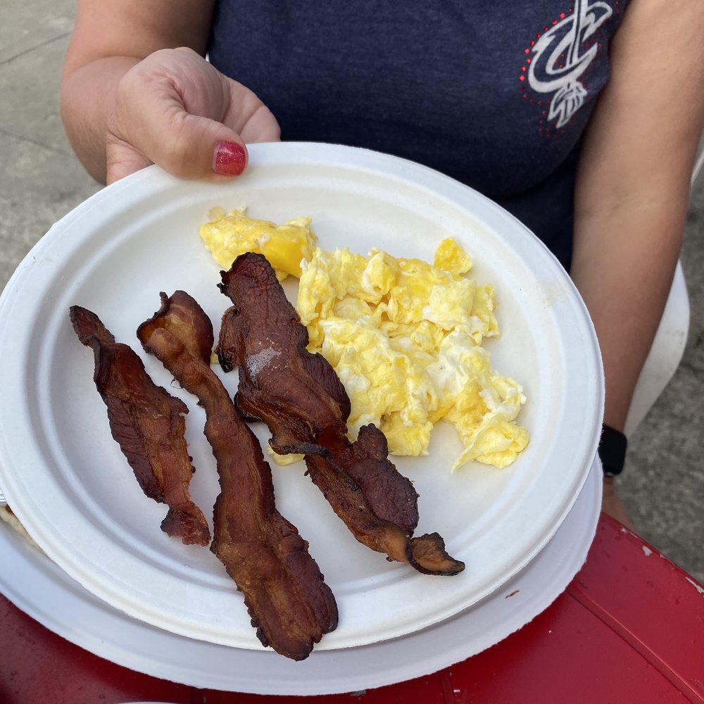 Sunrise Cafe - Scrambled eggs and bacon - Breakfast & Brunch Near Me - Geneva, Ohio Sunrise Cafe - Scrambled eggs and bacon - Breakfast & Brunch Near Me - Geneva, Ohio