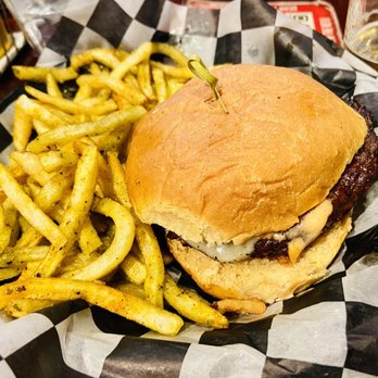 Zion Canyon Brewpub - Elevated Elk Burger - Burgers Near Me - Springdale, Utah Zion Canyon Brewpub - Elevated Elk Burger - Burgers Near Me - Springdale, Utah