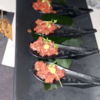 PARA - Watermelon tuna - Bars Near Me - Charlotte, North Carolina