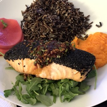 Epicured - Nice salmon a bit well done - Food Delivery Services Near Me - Glen Cove, New York