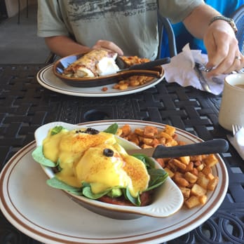 Egg Works - Veggie Benny with potatoes...Mexican breakfast burrito in the back. So delicious! - Breakfast & Brunch Near Me - Las Vegas, Nevada Egg Works - Veggie Benny with potatoes...Mexican breakfast burrito in the back. So delicious! - Breakfast & Brunch Near Me - Las Vegas, Nevada