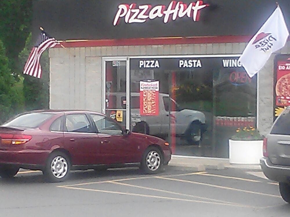 PIZZA HUT Updated July 2024 486 E Main St, Wilmington, Ohio