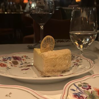 Carbone - Cheese cake - New American Near Me - Miami Beach, Florida Carbone - Cheese cake - New American Near Me - Miami Beach, Florida