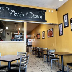 Pasta and Cream - Interior