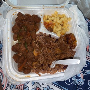 JERK & JUICE - Brown Stew Veggie Chunks - Caribbean Near Me - Charlotte, North Carolina