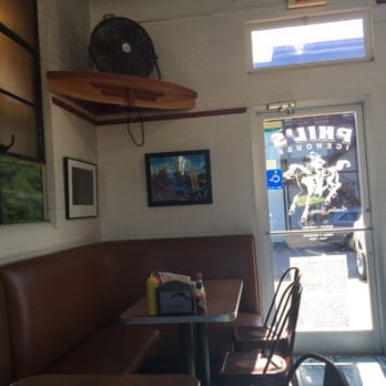 Phil's Icehouse - Burgers Near Me - Austin, Texas