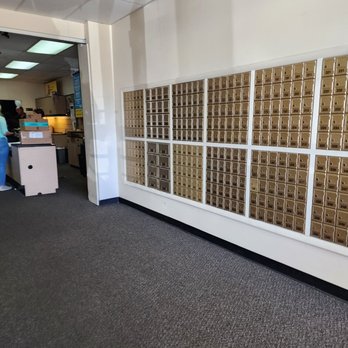 The UPS Store - Shipping Centers Near Me - Hollywood, Florida The UPS Store - Shipping Centers Near Me - Hollywood, Florida