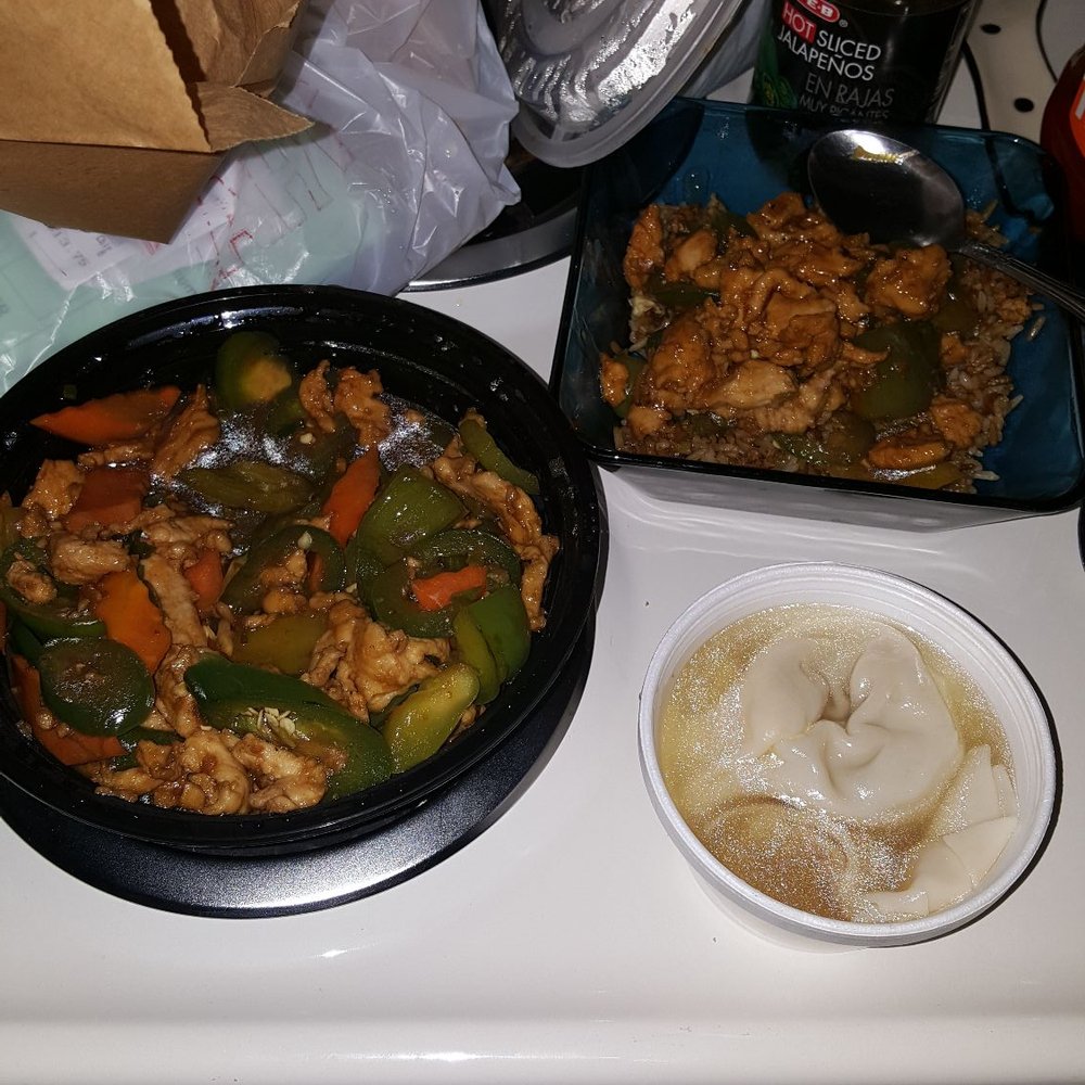 Green Garden - Jalepeno chicken, veggie fried rice, & wonton soup - Chinese Near Me - Houston, Texas