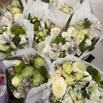 CYMNOW Flowers - Florists Near Me - Falls Church, Virginia CYMNOW Flowers - Florists Near Me - Falls Church, Virginia