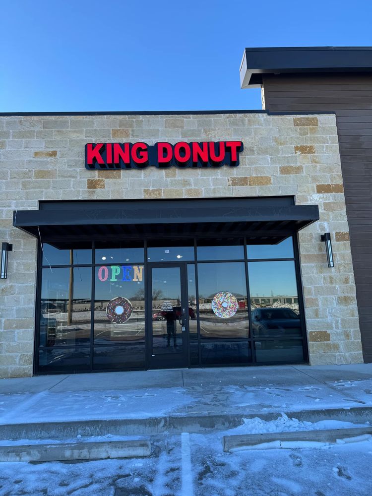 King Donut Logo