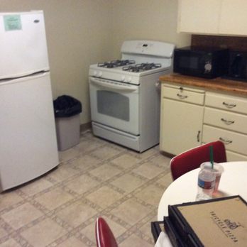 Lone Oak Lodge - Large fully equipped kitchen - Hotels Near Me - Monterey, California