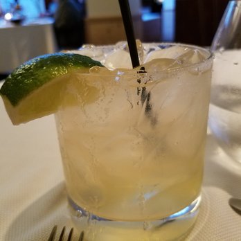 Red Rooster Restaurant - Cocktail - New American Near Me - Woodstock, Vermont Red Rooster Restaurant - Cocktail - New American Near Me - Woodstock, Vermont