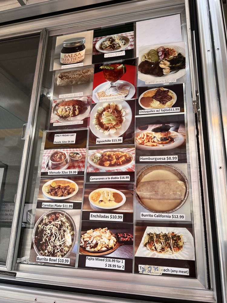 Taquitos Y Mas