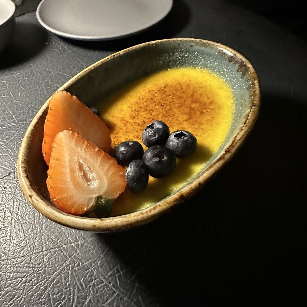 Botero Lounge - Lilikoi creme brûlée - Lounges Near Me - Kihei, Hawaii