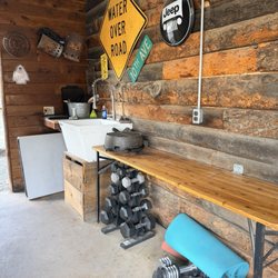 Midtown Mountain Campground and RV Park - Community area