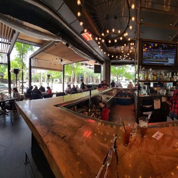 Corner Restaurant - View of the Outside Area - Bars Near Me - Austin, Texas Corner Restaurant - View of the Outside Area - Bars Near Me - Austin, Texas