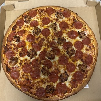 Slash Pizza - We got the large 2 toppings pizza & 12 wings. - Pizza Near Me - Glendale, California
