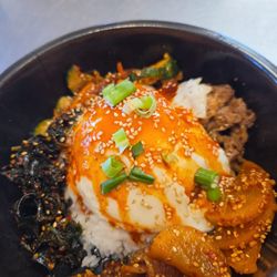 Lou's Diner - Korean Hot stone Bibimbap.