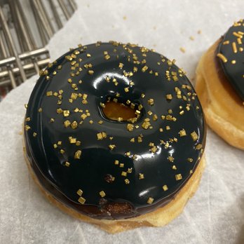 Top Donuts - Donuts Near Me - Norwalk, California Top Donuts - Donuts Near Me - Norwalk, California