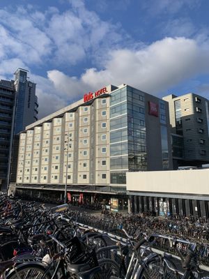 ibis Amsterdam Centre by null