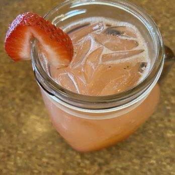 Bill's Cafe - Strawberry Lemonade - Breakfast & Brunch Near Me - San Jose, California
