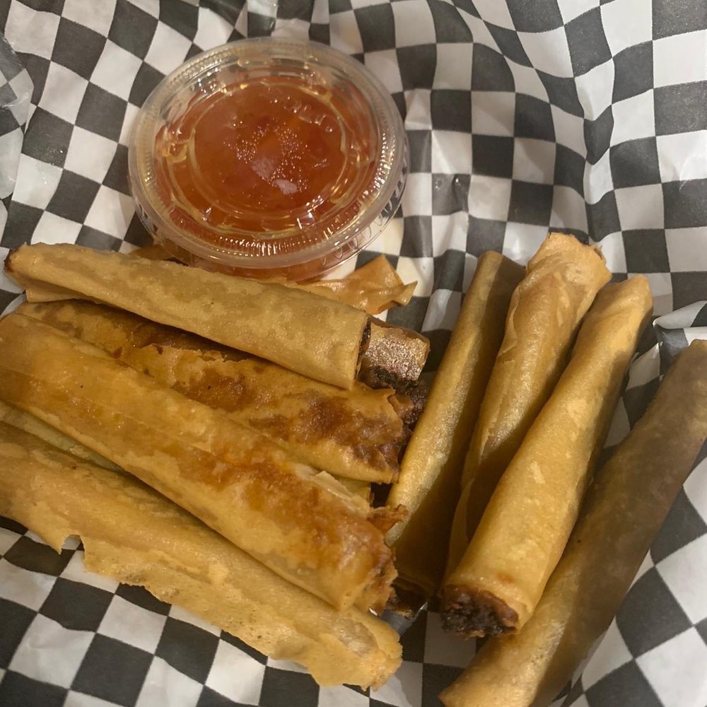 Cuisine de Manille - Lumpiang - Filipino Near Me - Montreal, Quebec Cuisine de Manille - Lumpiang - Filipino Near Me - Montreal, Quebec
