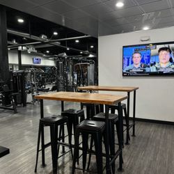 Strength Culture Gym - Lounge and dining area