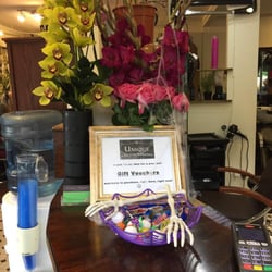 Unique Haircare & The Little Barber Shop - Unique Haircare & The Little Barber Shop : Counter area