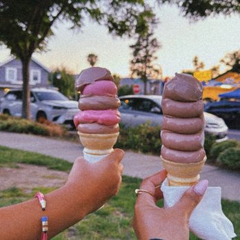 Meadowlark Dairy - Ice Cream & Frozen Yogurt Near Me - Pleasanton, California Meadowlark Dairy - Ice Cream & Frozen Yogurt Near Me - Pleasanton, California