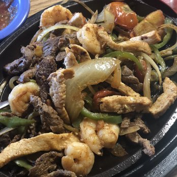 El Sombrero - Yummy fiesta fajitas! - Mexican Near Me - Lebanon, Missouri