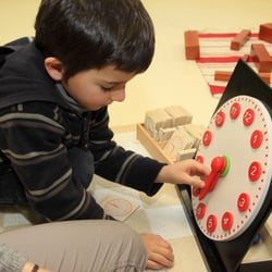 Ecole Montessori St Michel Archange - Apprentissage de l'heure