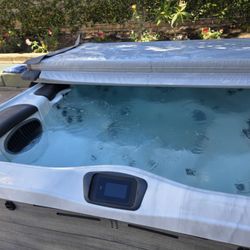 Cozy's Hot Tub Repair and Cleaning