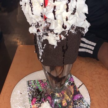 Brownstone Pancake Factory - Oreo Milkshake - Breakfast & Brunch Near Me - Edgewater, New Jersey