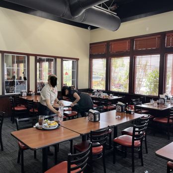 Golden Corral Buffet & Grill - Party Room - Buffets Near Me - Bellflower, California Golden Corral Buffet & Grill - Party Room - Buffets Near Me - Bellflower, California
