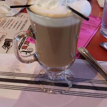 George's Corner - Super cute latte - American Near Me - St George, Utah