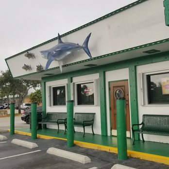 Flanigan's - American Near Me - Oakland Park, Florida