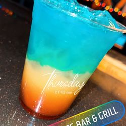 Newbe's Sports Bar & Grill