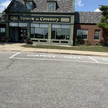 Hall's Tavern at Coventry - Plenty of parking - American Near Me - Fort Wayne, Indiana Hall's Tavern at Coventry - Plenty of parking - American Near Me - Fort Wayne, Indiana