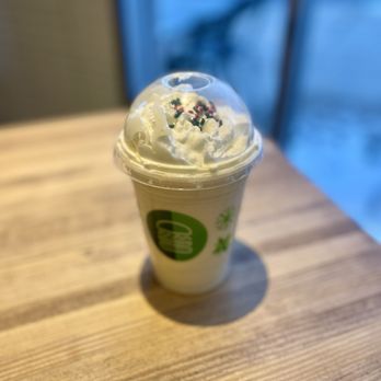 Shake Shack Rochester Hills - Frosted cookie shake for the holidays - Burgers Near Me - Rochester Hills, Michigan Shake Shack Rochester Hills - Frosted cookie shake for the holidays - Burgers Near Me - Rochester Hills, Michigan