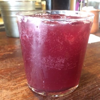 El Tabernáculo - Tinto de Verano - Bars Near Me - Granada, GR