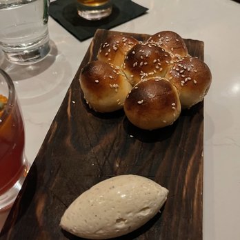 Verse - Hokkaido milk bun - Seafood Near Me - Toluca Lake, California