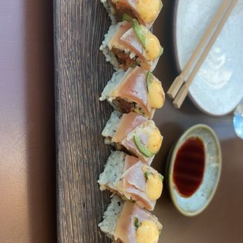 Azuki Sushi - Roll - Sushi Bars Near Me - San Diego, California