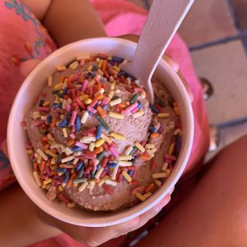 Big Love - Pink Vanilla: Coconut Cream, Vanilla, and Date - Ice Cream & Frozen Yogurt Near Me - Santa Monica, California Big Love - Pink Vanilla: Coconut Cream, Vanilla, and Date - Ice Cream & Frozen Yogurt Near Me - Santa Monica, California
