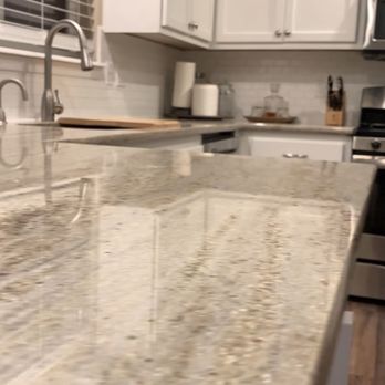 Solid Rock Granite - The Astoria granite was a great selection - Kitchen & Bath Near Me - Sisters, Oregon