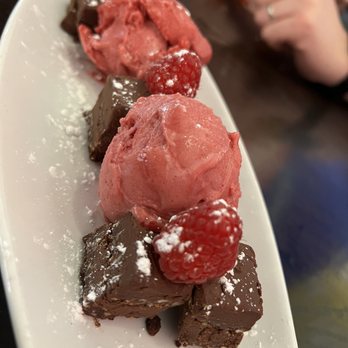 Blue Sushi Sake Grill - Chocolate Torte - Sushi Bars Near Me - Des Moines, Iowa Blue Sushi Sake Grill - Chocolate Torte - Sushi Bars Near Me - Des Moines, Iowa